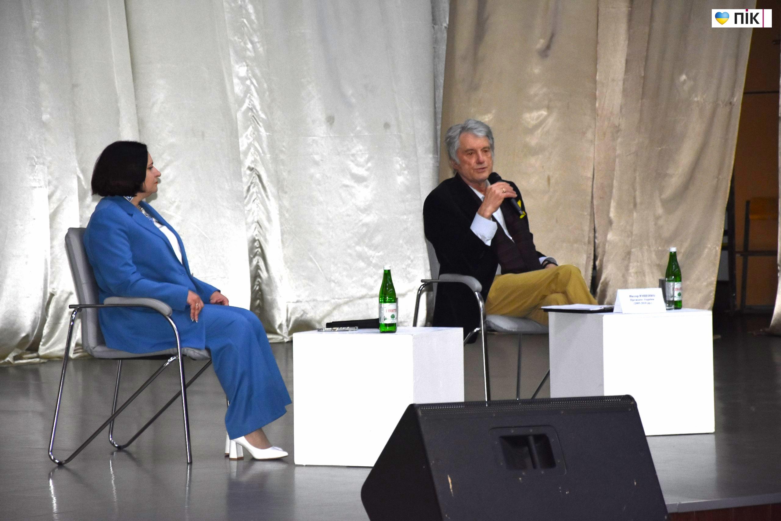 До Івано-Франківська приїхав Віктор Ющенко (ФОТО) 5 photo 2026 04 15 12 25 39 2