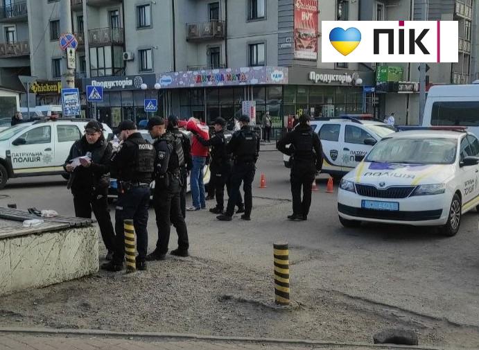 У Франківську патрульні затримали чоловіка з підозрілою речовиною (ФОТО, ВІДЕО) 10 photo 2026 04 27 18 50 28