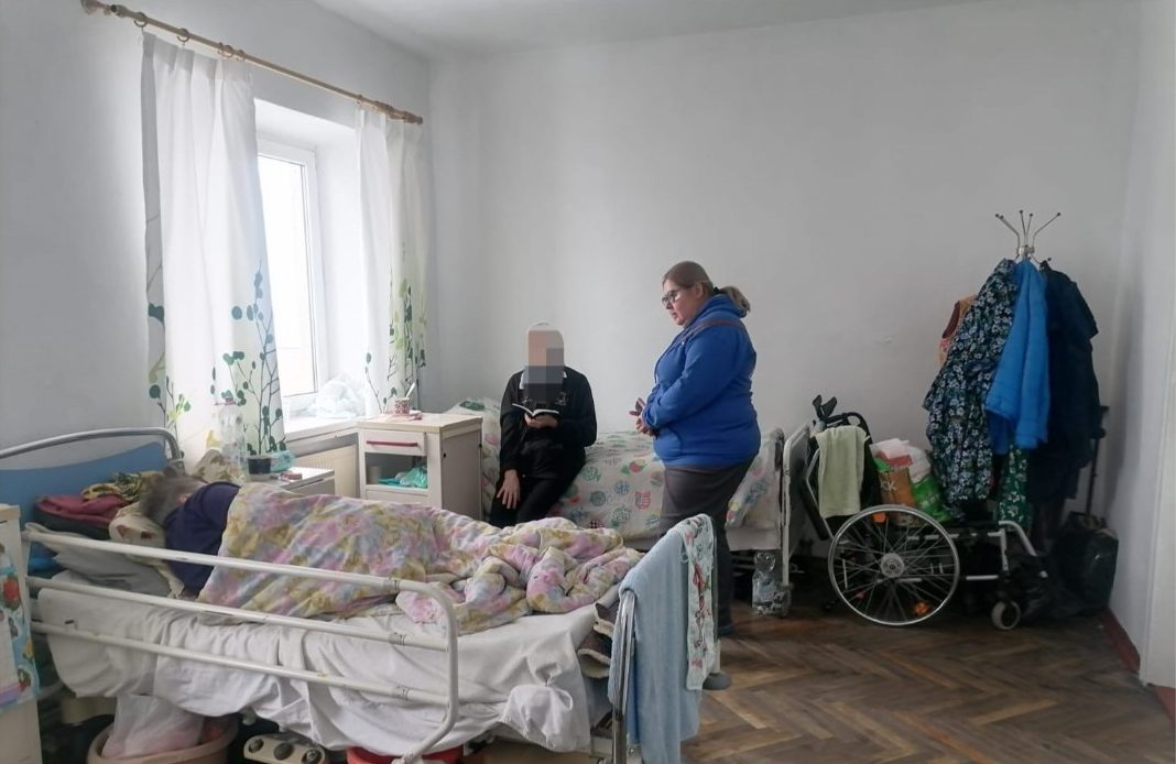 photo 5361877257716176093 w e1775033770752