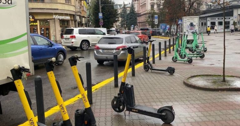 «Неможливо пройти з дитиною»: франківці скаржаться на хаос із самокатами 6 1f75256e03b2476c85c11d8e3340ea45bkn31aemy4bgkii conv open graph