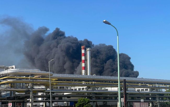 На заводі найбільшої нафтогазової компанії Угорщини стався вибух