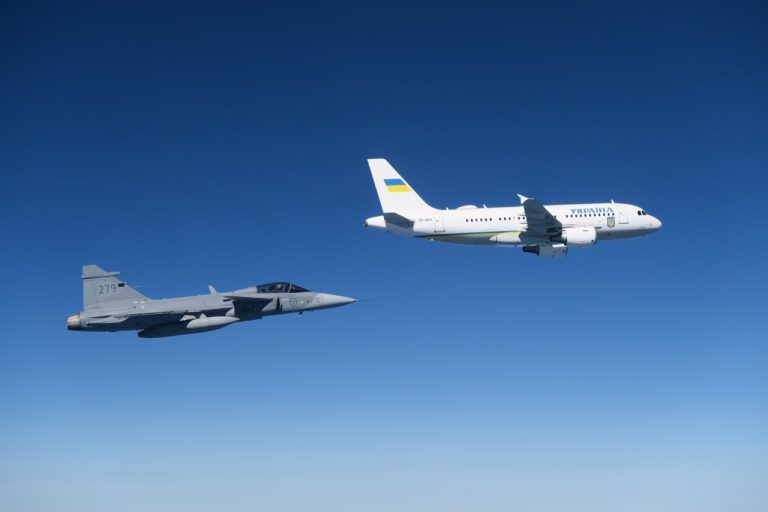Україна отримає шведські винищувачі Gripen у новому пакеті допомоги — Зеленський 7 Україна отримає шведські винищувачі Gripen у новому пакеті допомоги — Зеленський