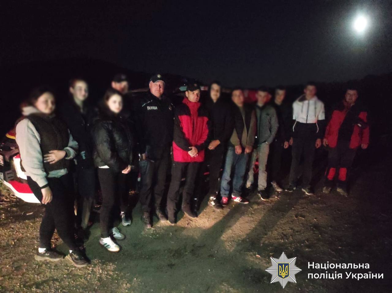 На Прикарпатті за кілька годин знайшли трьох людей: що з ними сталося