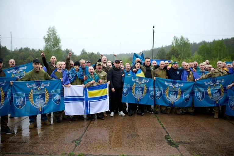 Україна та РФ провели перший етап обміну полоненими "1000 на 1000" 11 Україна та РФ провели перший етап обміну полоненими "1000 на 1000"