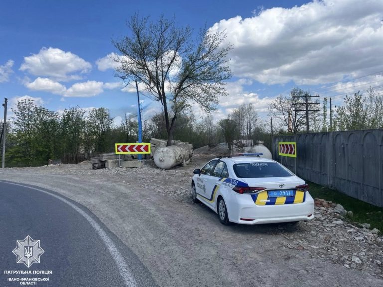На Прикарпатті патрульні перевірили стан доріг: що виявили (ФОТО)