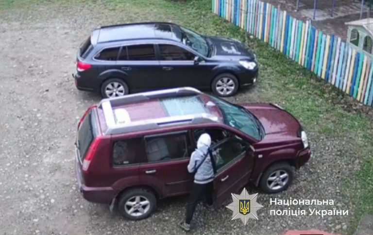 Калушанин викрадав речі із незачинених автомобілів (ФОТО) 3 696199092 122182261412773237 8066954178317329992 n