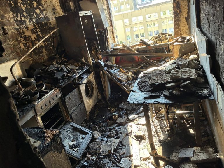 «Понад 100 звернень і десятки пошкоджених квартир»: в ОВА підсумували наслідки атаки на Прикарпаття 5 700253099 1571027215024668 3856575466134475978 n 1