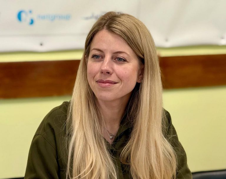 У Калуській громаді призначили нову керівницю управління архітектури (ФОТО) 5 701254580 1018645154020318 3850000195496399741 n