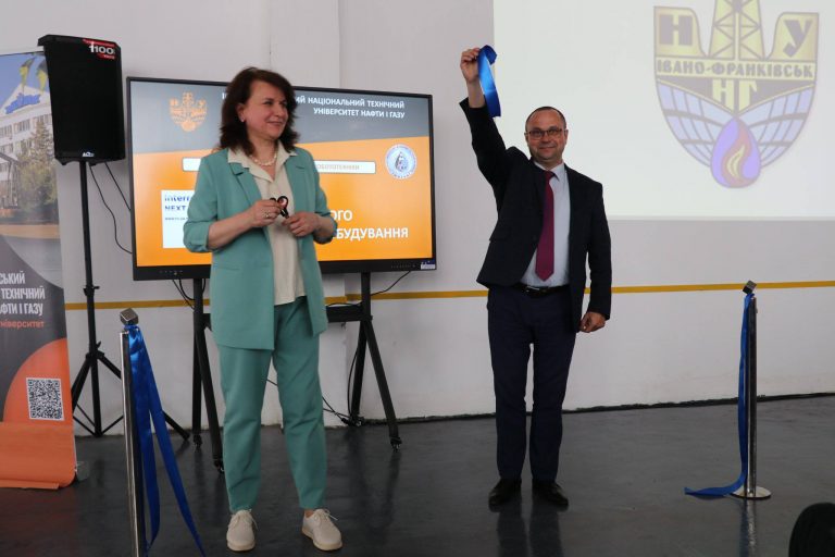 На базі ІФНТУНГ відкрили Центр цифрового машинобудування (ФОТО) 12 На базі ІФНТУНГ відкрили Центр цифрового машинобудування (ФОТО)
