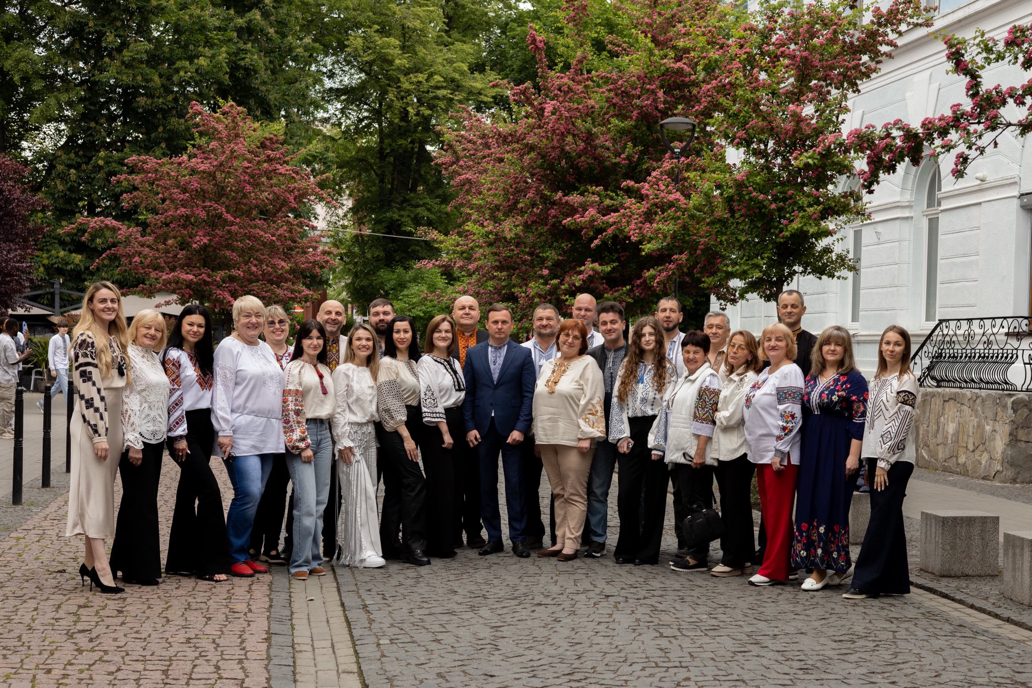 На одній із вулиць Франківська є тротуар-вишиванка (ФОТО) 2 703752293 1578003397660383 2659700118271959381 n