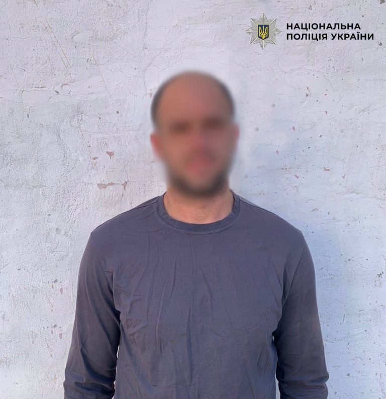 У Києві чоловік після ракетного обстрілу обкрадав пошкоджені квартири мешканців 2 705259324 994861186242988 7583843828853290032 n