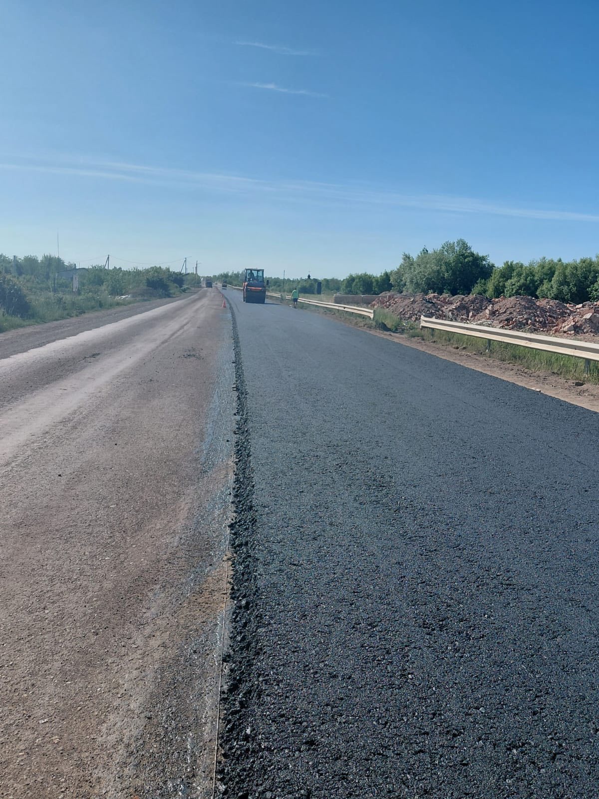 На Прикарпатті від початку сезону відремонтували понад 263 тисячі «квадратів» доріг 4 706759882 1006156045082600 5044855172336604404 n