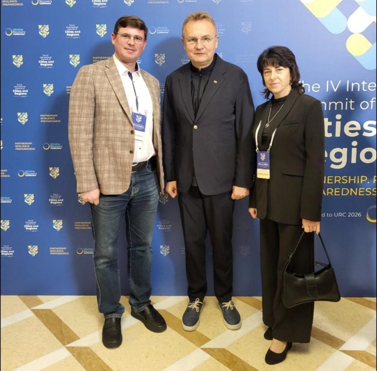 Андрій Найда представив Калуську громаду на міжнародному саміті міст та регіонів (ФОТО) 3 Андрій Найда представив Калуську громаду на міжнародному саміті міст та регіонів (ФОТО)