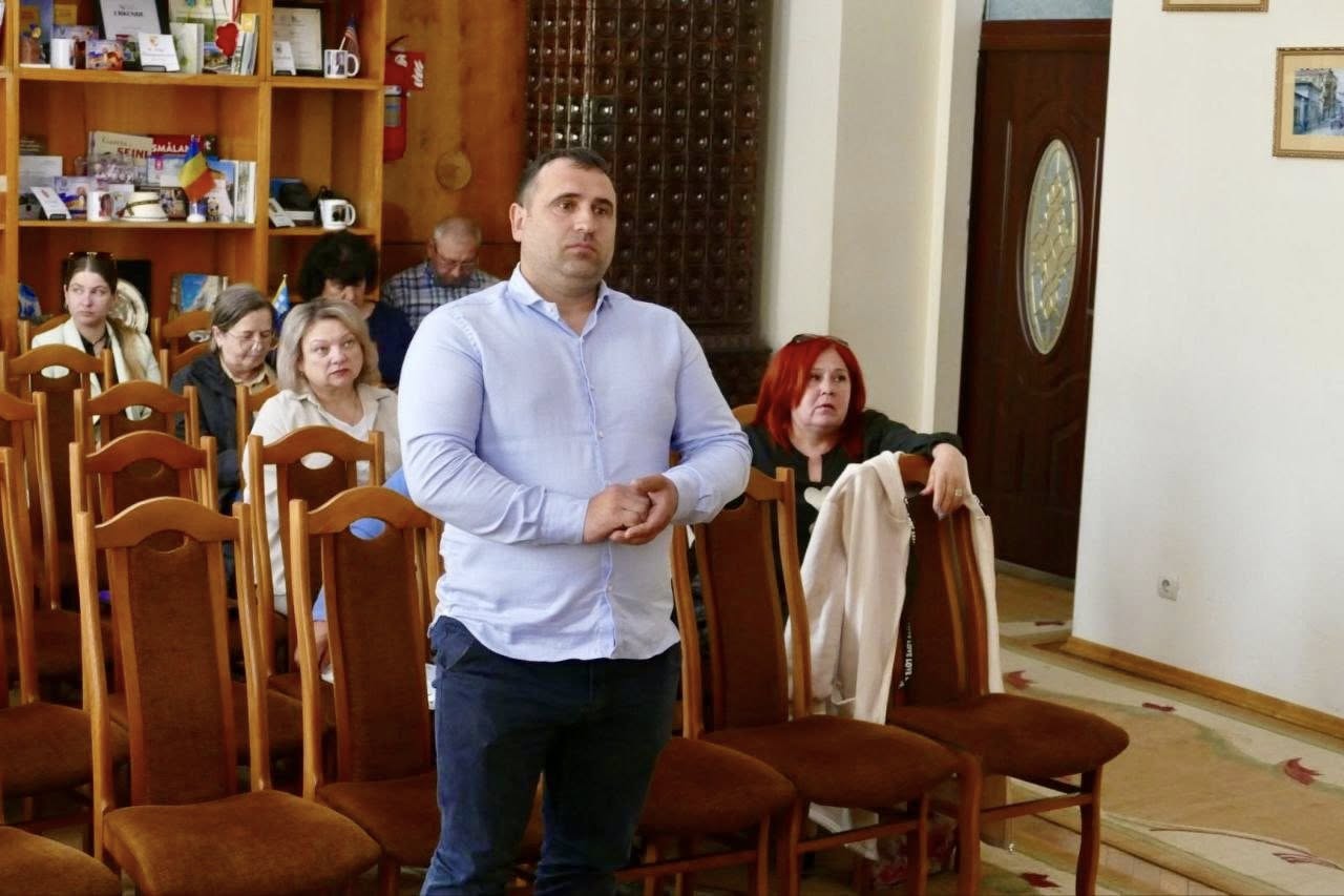 Андрій Найда провів нараду зі старостами Калуської громади: про що говорили 2 710538062 1030731749478325 2484922723758236601 n