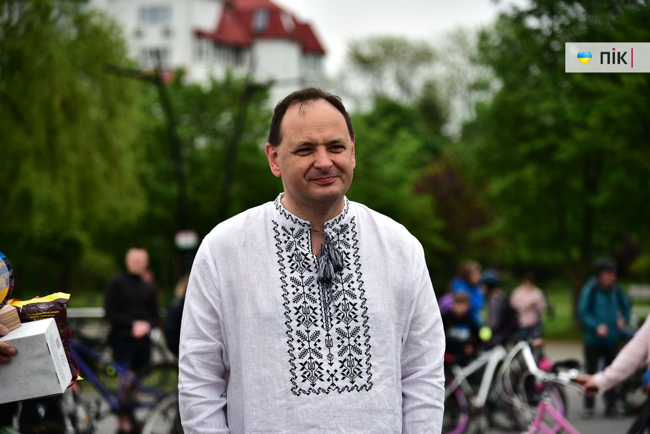 В Івано-Франківську відбувся благодійний велопробіг: як це було (ФОТОРЕПОРТАЖ) 21 DSC 9871 scaled