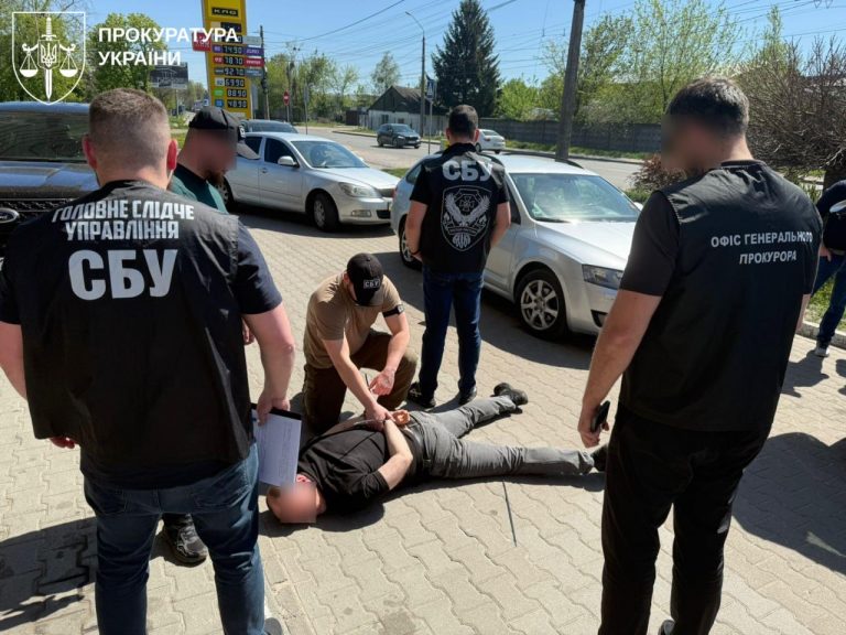 На Житомирщині затримали керівника обласного ТЦК (ФОТО) 2 IMG 20260506 093305 434