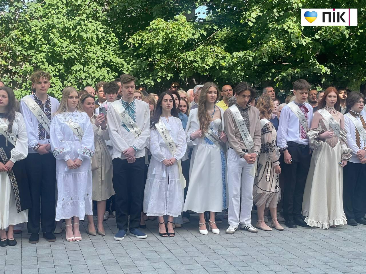 Останній дзвоник-2026 у ліцеях Івано-Франківська: емоції, сльози і надії (ФОТО, ВІДЕО) 12 IMG 20260529 095057 024