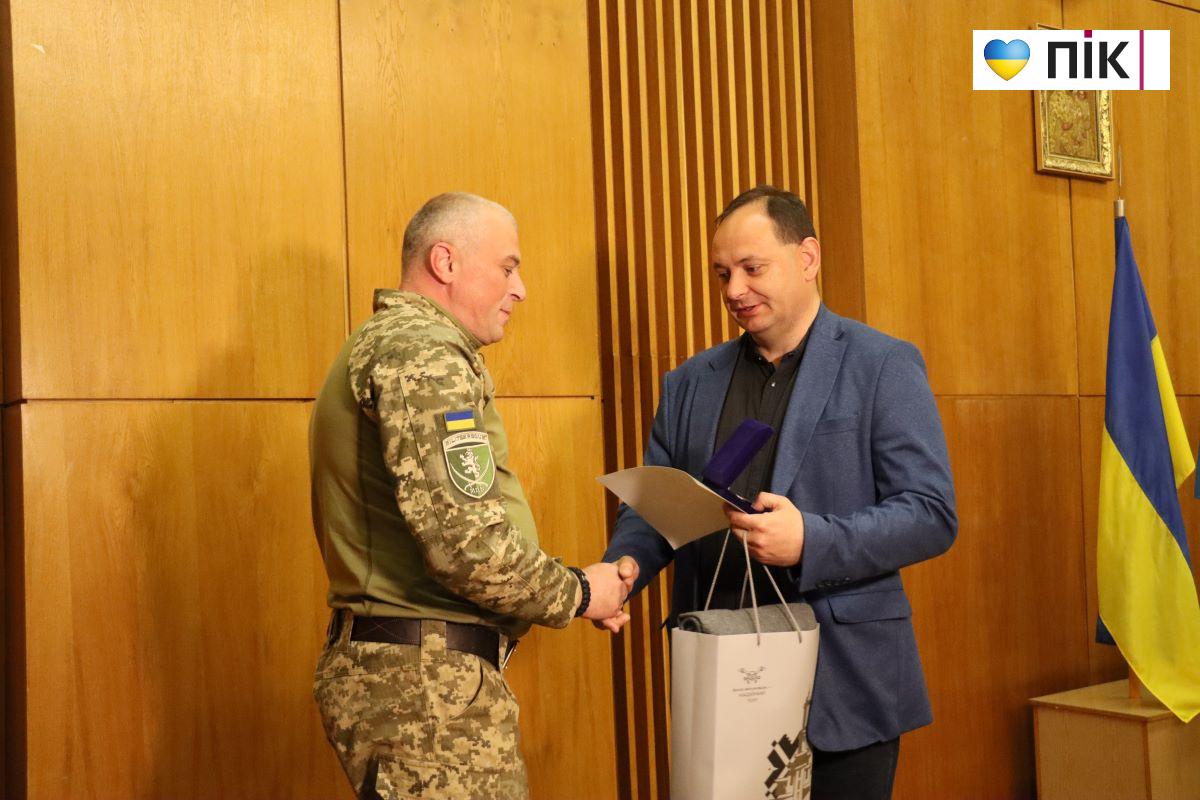 Позачергова сесія у Франківську: звернення, ветеранські програми та індустріальний парк (ФОТОРЕПОРТАЖ) 2 IMG 2576 1