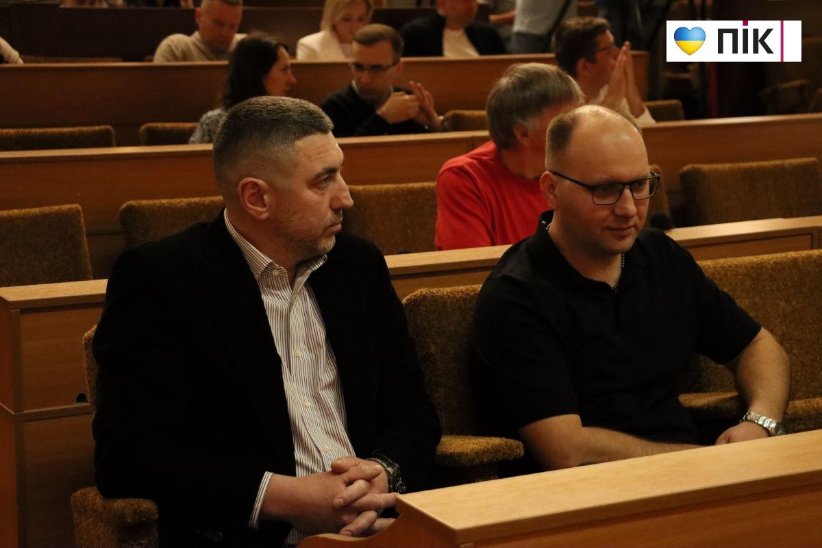 Позачергова сесія у Франківську: звернення, ветеранські програми та індустріальний парк (ФОТОРЕПОРТАЖ) 9 IMG 2591 1