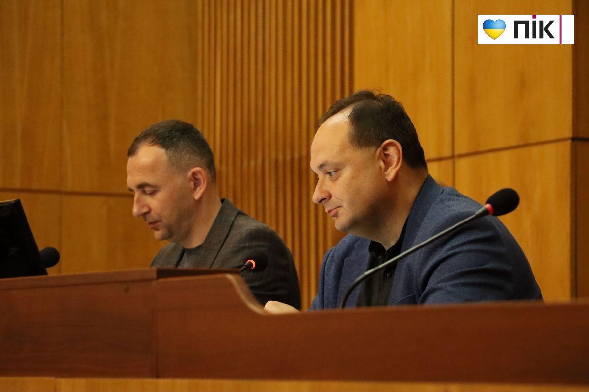 Позачергова сесія у Франківську: звернення, ветеранські програми та індустріальний парк (ФОТОРЕПОРТАЖ) 23 IMG 2649 1