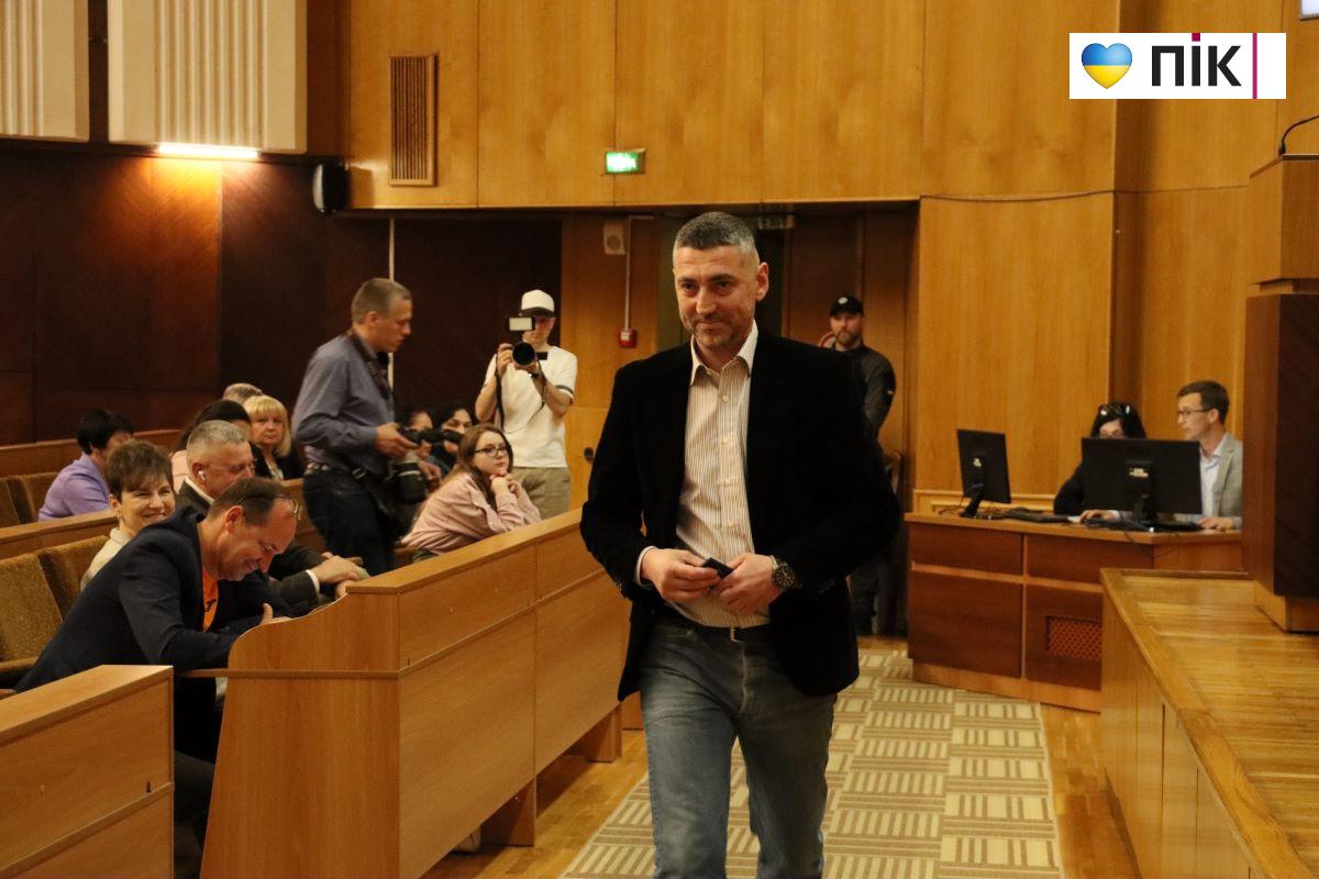 Позачергова сесія у Франківську: звернення, ветеранські програми та індустріальний парк (ФОТОРЕПОРТАЖ) 25 IMG 2699