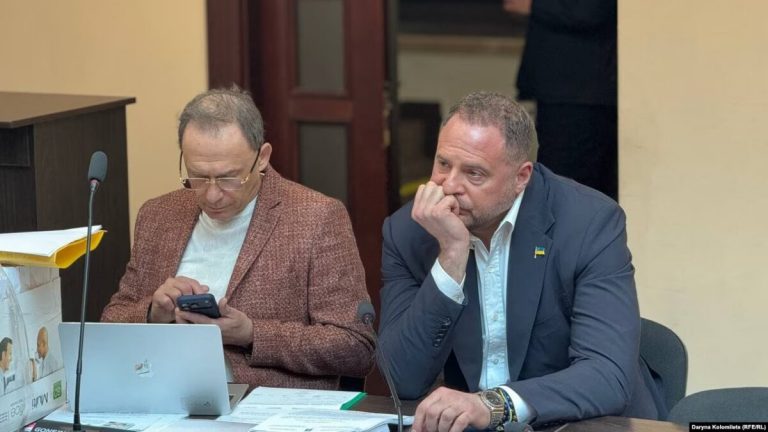 Суд обрав запобіжний захід Андрію Єрмаку