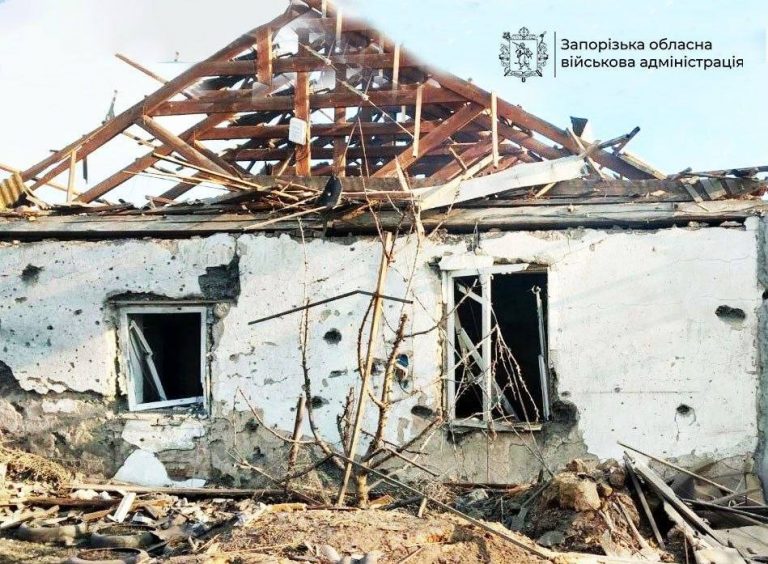 За добу росіяни завдали 819 ударів по Запорізькій області 5 Упродовж доби окупанти завдали 819 ударів по 45 населених пунктах Запорізької області