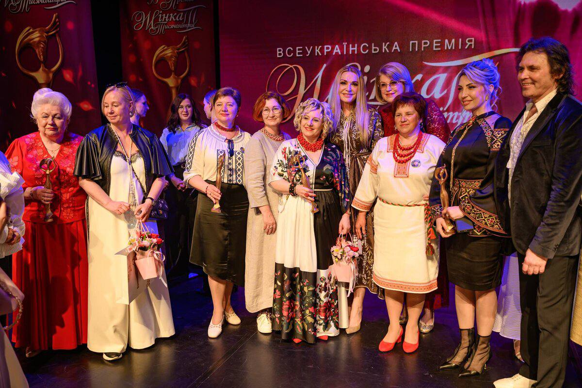 Дві різні долі — одна відзнака: прикарпатки серед лауреаток «Жінки III тисячоліття» (ФОТО) 4 photo 2026 05 25 21 02 07 2