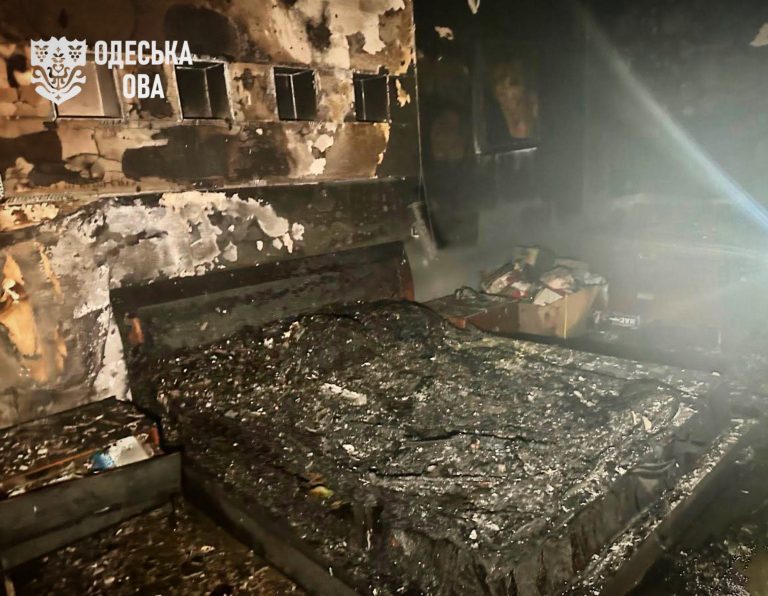 В Одесі внаслідок російської атаки пошкоджені два житлові будинки (ФОТО)