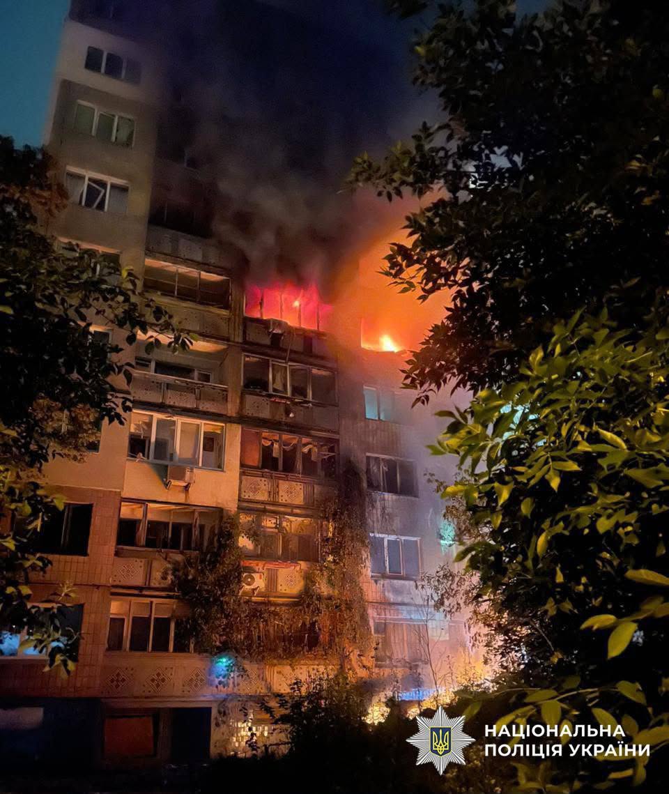 У Києві внаслідок російської атаки 15 червня сталися 26 пожеж (ФОТО) 3 723228932 1452696710231547 3972345261063655326 n