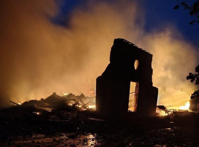 У Києві внаслідок атаки рф пошкоджено кіностудію Довженка (ФОТО, ВІДЕО) 3 723961724 1600032218789147 5142405015609199002 n