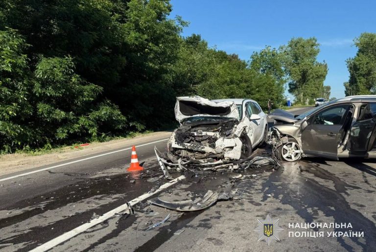 На Львівщині іноземець спричинив ДТП: травмувалися п'ятеро людей (ФОТО) 11 727159233 2365454057198450 3732150511925307262 n 1