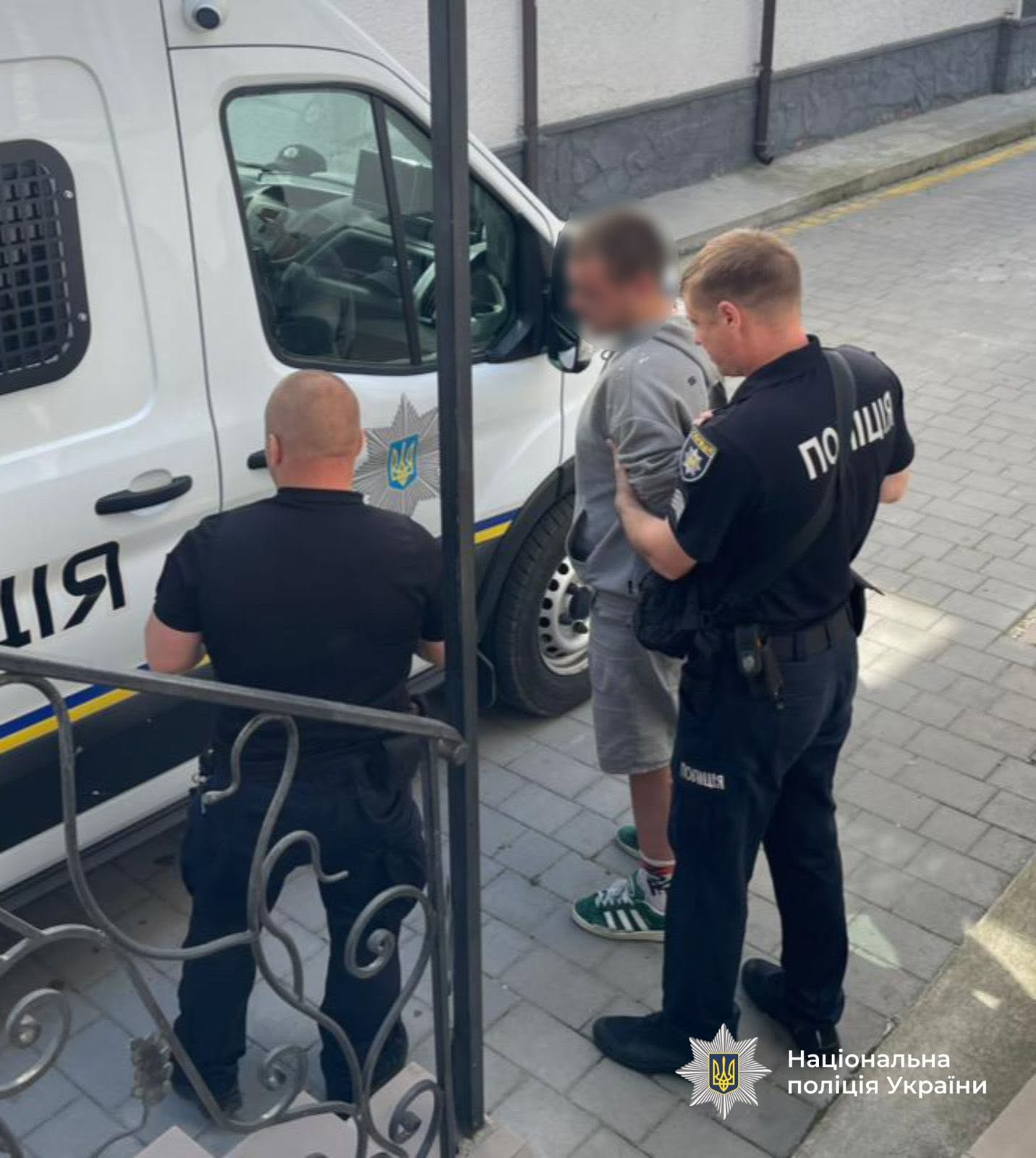 У Франківську чоловік повідомив про замінування розважального закладу: його затримали (ФОТО) 2 727680934 1018982750775954 1084920870392579575 n