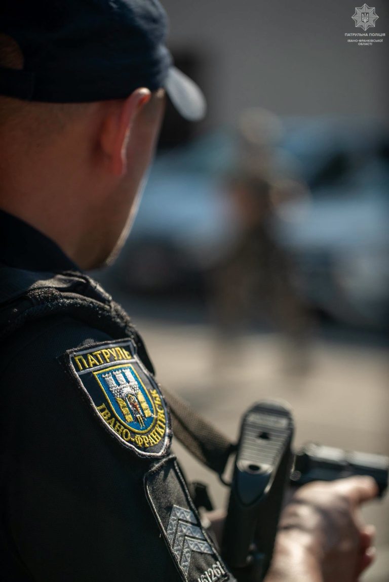 У Франківську жінка повідомила патрульним про крадіжку якої не було 3 729364579 1660615208491223 7436337679187547202 n