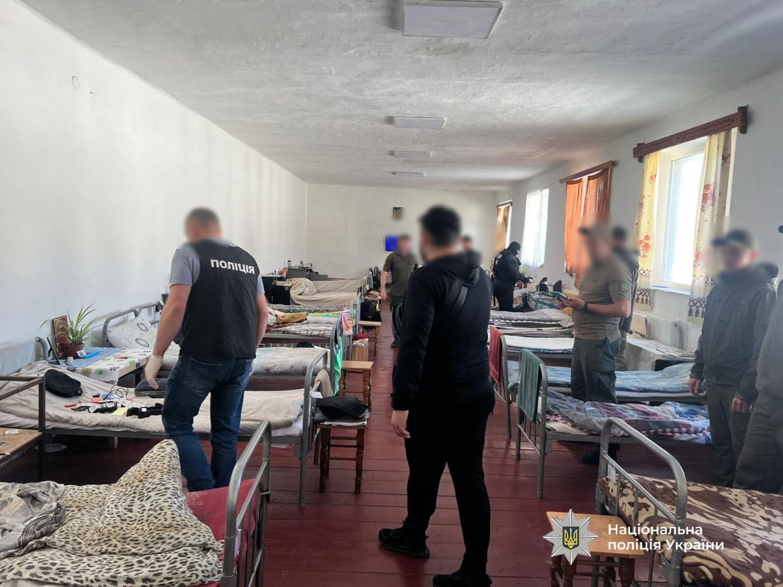 Наркотики в «Ромашці» та курячому паштеті: на Прикарпатті перекрили канал постачання заборонених речовин до тюрми 4 731632424 1019871227353773 7317278314967692907 n