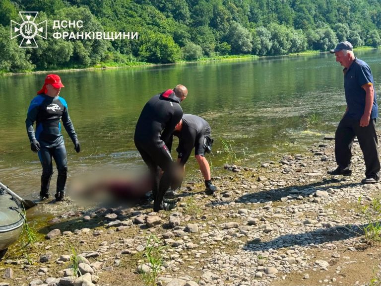Водолази знайшли тіло 17-річного юнака, який потонув у Дністрі (ФОТО) 8 732597134 1315621377393889 6487478841369401641 n