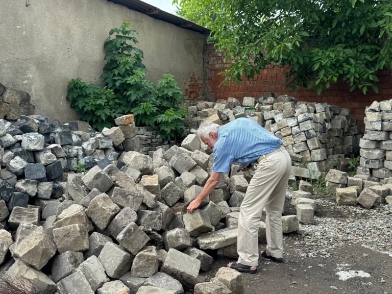 Що буде з історичною бруківкою, яку демонтували у Франківську 2 FB IMG 1782284785094