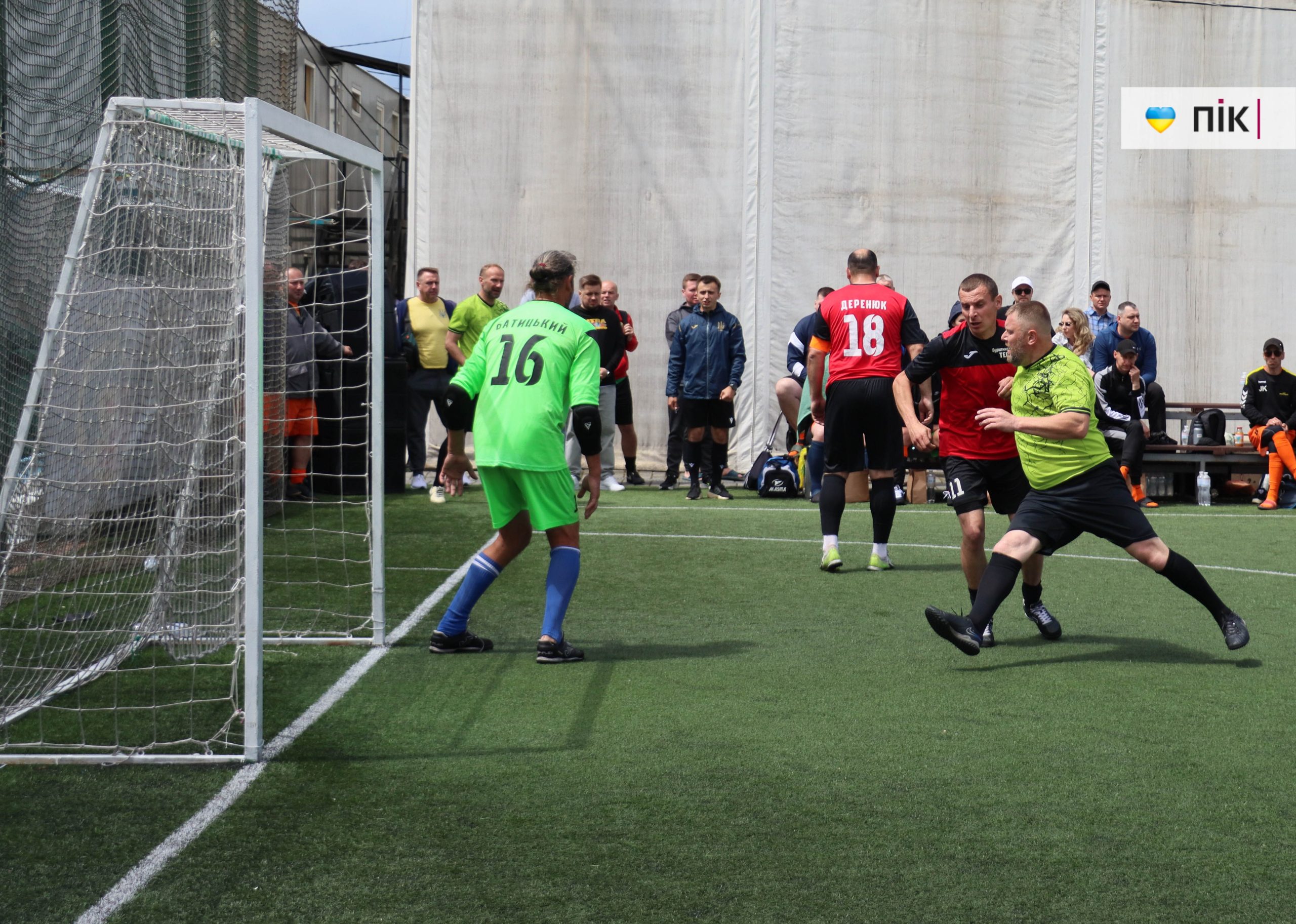 В Івано-Франківську стартував футбольний турнір ДТЕК Cup: 18 команд змагаються та збирають кошти для військових (ФОТОРЕПОРТАЖ) 45 IMG 9736 scaled