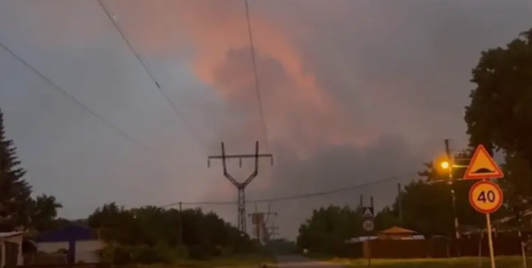 Хімкомбінат "Азот" горить у Новомосковську після атаки дронів (ВІДЕО) 6 Znimok ekrana 2026 06 14 100108