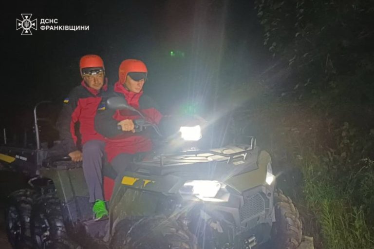 Судоми та біль у тілі: у Карпатах рятувальники прийшли на допомогу туристу (ФОТО) 5 photo 2026 06 14 10 47 05