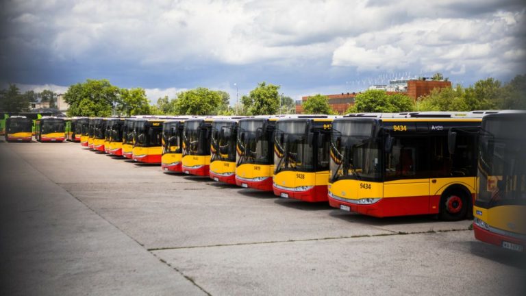 Поляки самі збирають гроші на автобуси для Вінниці після скандалу
