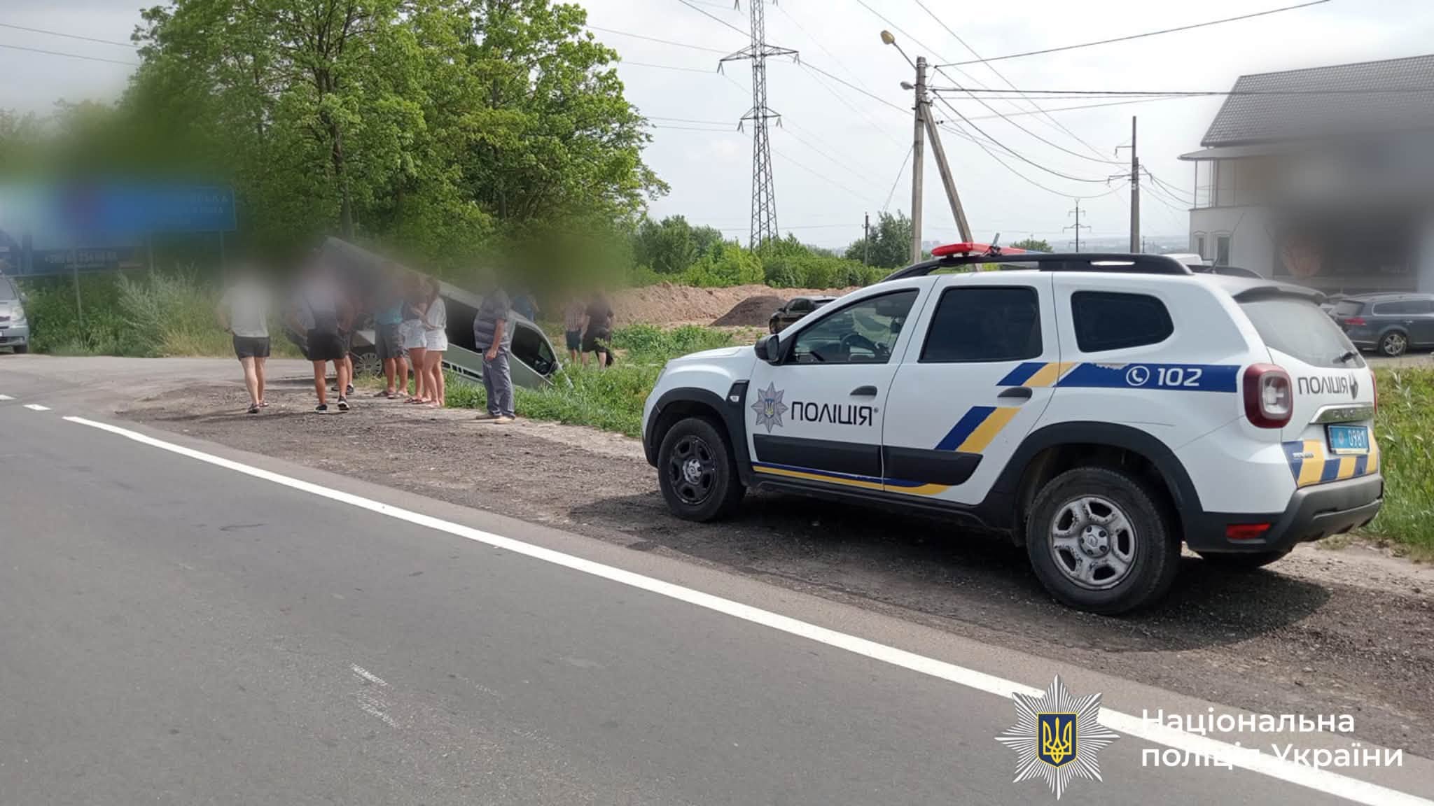 На виїзді з Івано-Франківської громади зіткнулися два Renault Trafic (ФОТО) 2 734253221 1026849166655979 838275774926682701 n
