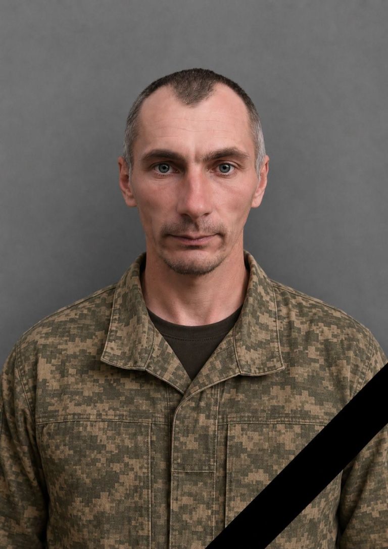 На Донеччині загинув боєць з Прикарпаття Дмитро Гаврищук (ФОТО) 2 734528585 1334538282201937 6694202478150334438 n