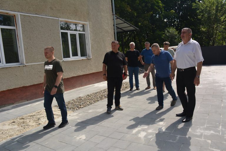 У Надвірній завершують реконструкцію реабілітаційного відділення: коли відкриття (ФОТО) 12 У Надвірній завершують реконструкцію реабілітаційного відділення: коли відкриття (ФОТО)