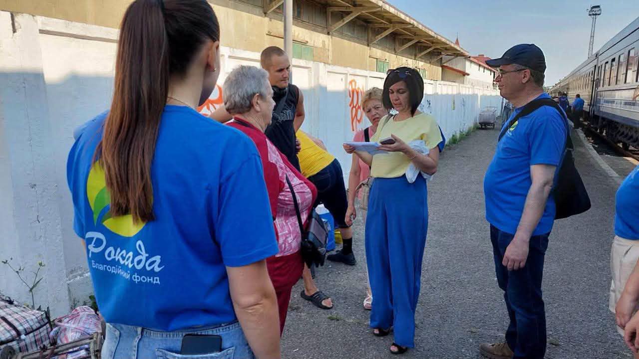 На Прикарпаття евакуювали мешканців Донеччини та Дніпропетровщини (ФОТО) 2 739101093 4593816517606892 6288587901037515608 n