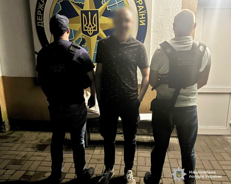 На Франківщині виявили громадянина Болгарії без документів (ФОТО) 3 На Франківщині виявили громадянина Болгарії без документів (ФОТО)