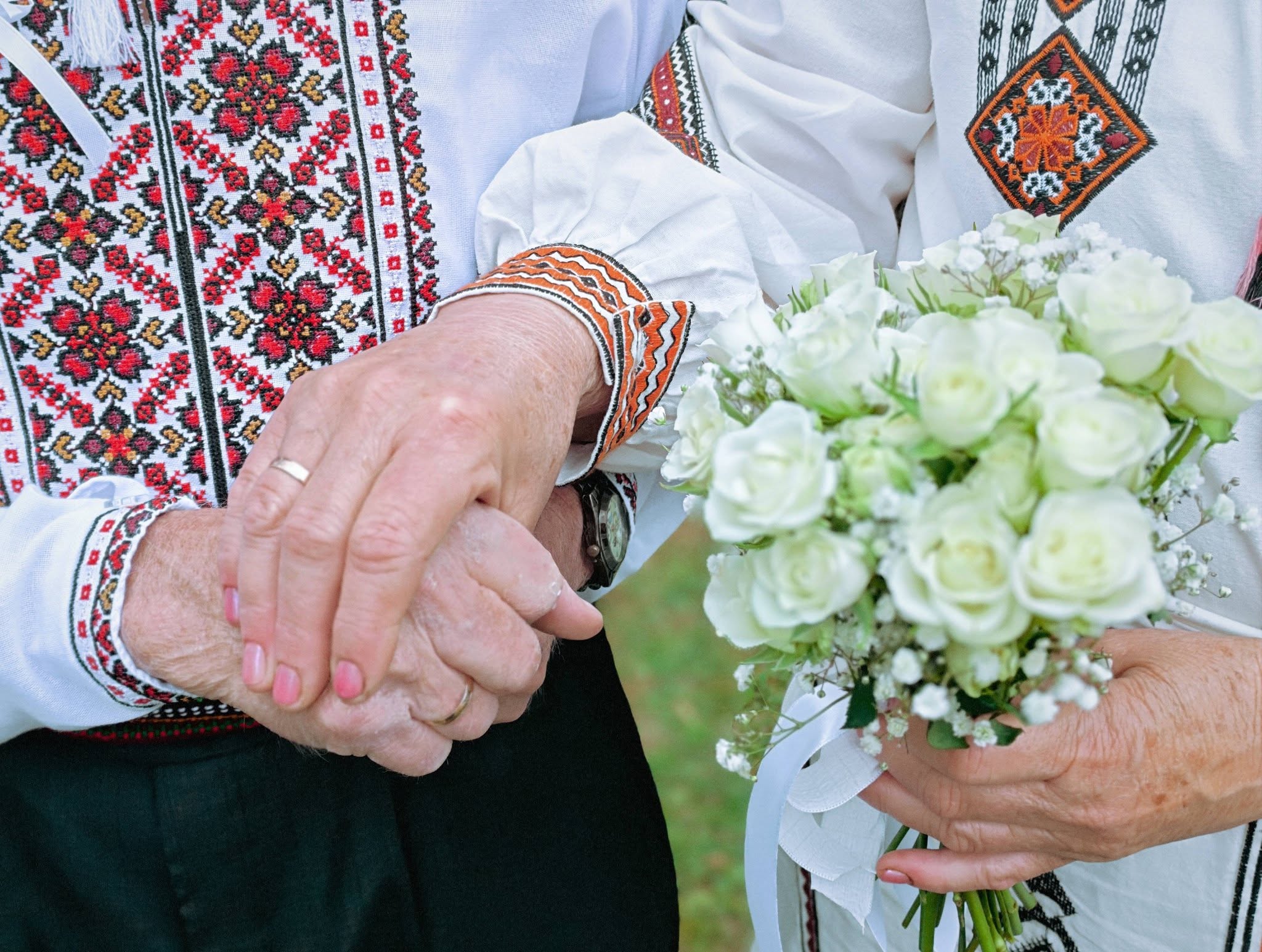 На Прикарпатті одружилася пара з Херсонщини (ФОТО) 5 742185921 1341167824856095 3267976563207530309 n