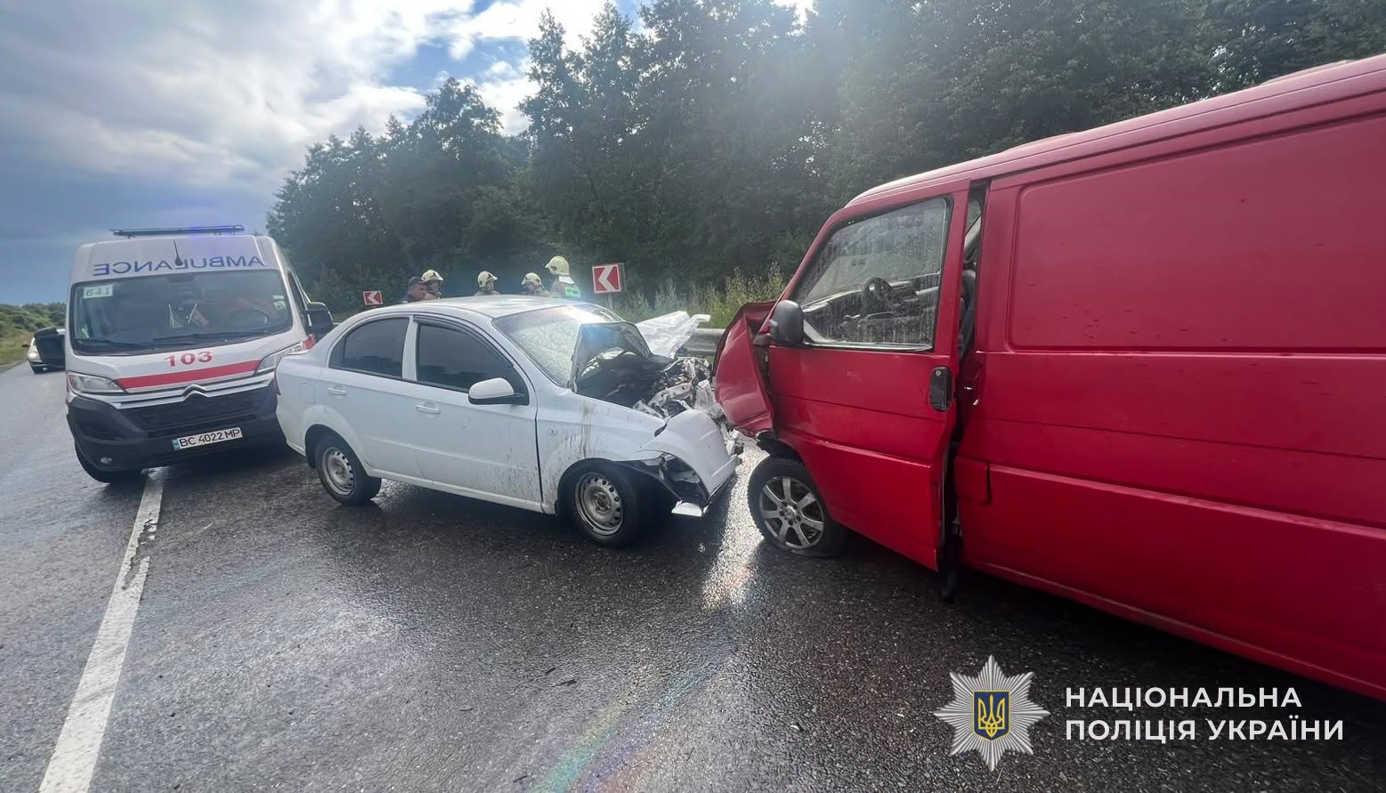 На Львівщині в ДТП загинула жителька Прикарпаття, ще троє людей травмовані (ФОТО) 2 743361780 996684510075321 1945999079946501221 n