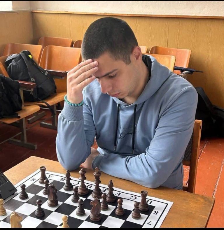 Олександр Рідзель з Прикарпаття став чемпіоном України зі швидких шахів серед спортсменів з порушенням зору 6 743992271 1571443314772637 8978139901846958166 n