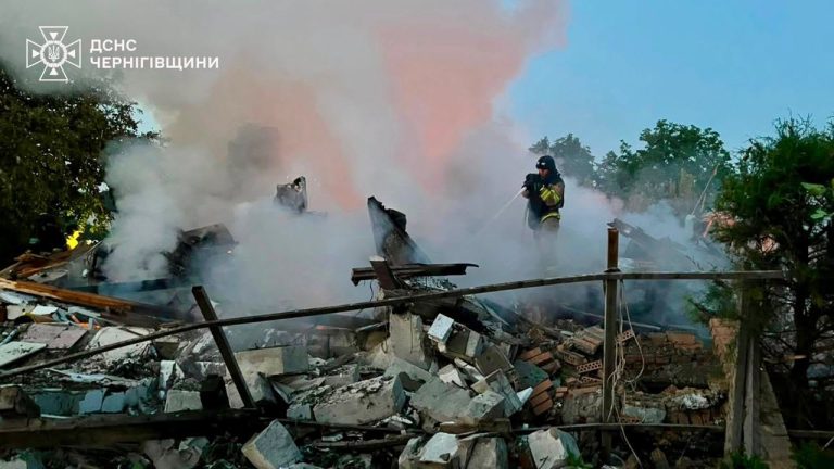 Вночі росіяни атакували Харківщину та Чернігівщину дронами: є постраждалі (ФОТО, ВІДЕО) 7 748360461 1044796601324050 2241685176021212427 n